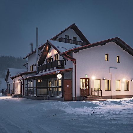 Hotel Rabbit Bran Moieciu de Jos Exteriör bild